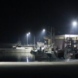 夜の岩屋漁港